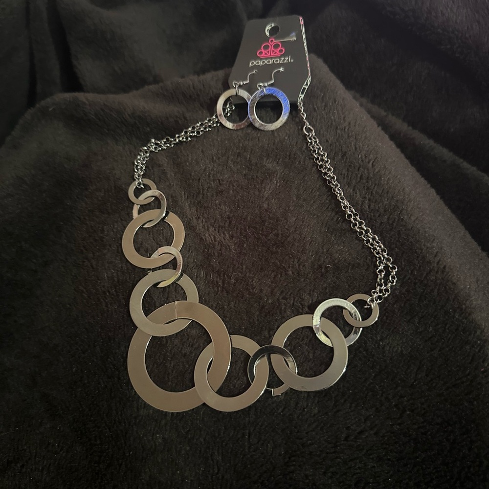 Paparazzi Bold Silver Circle Necklace